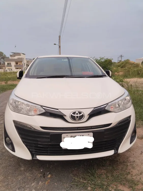 Toyota Yaris Sedan 2021 for Sale in Lahore Image-1