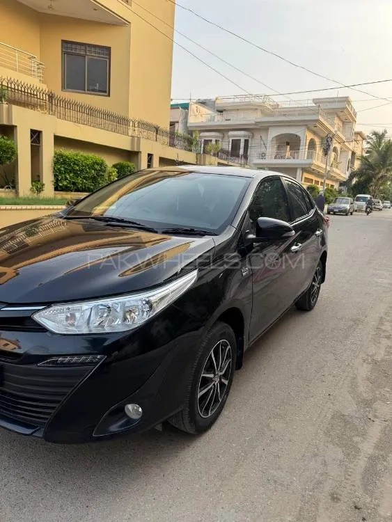 Toyota Yaris Sedan 2022 for Sale in Karachi Image-1