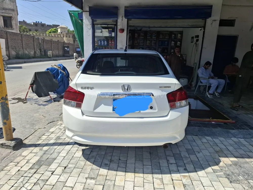 Honda City 2014 for Sale in Peshawar Image-1
