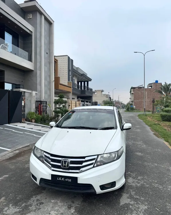 Honda City 2016 for Sale in Faisalabad Image-1