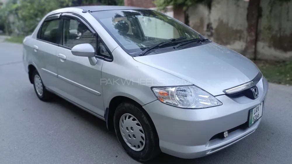 Honda City 2004 for Sale in Lahore Image-1