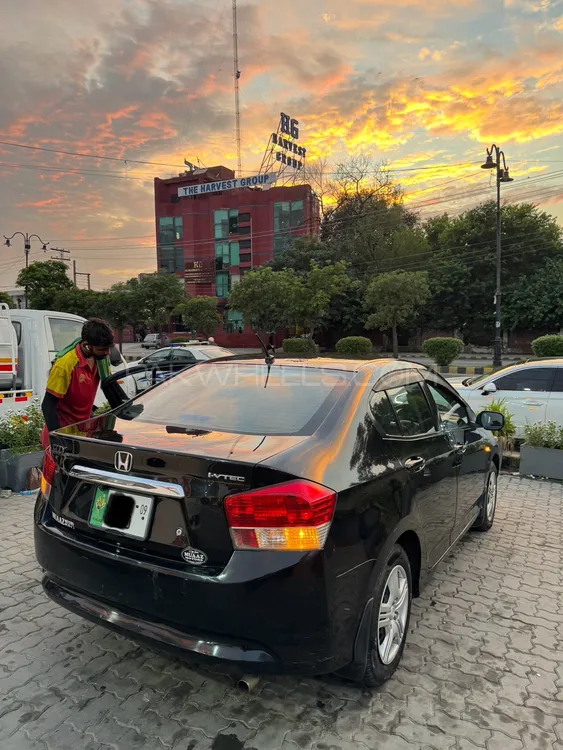Honda City 2009 for Sale in Lahore Image-1