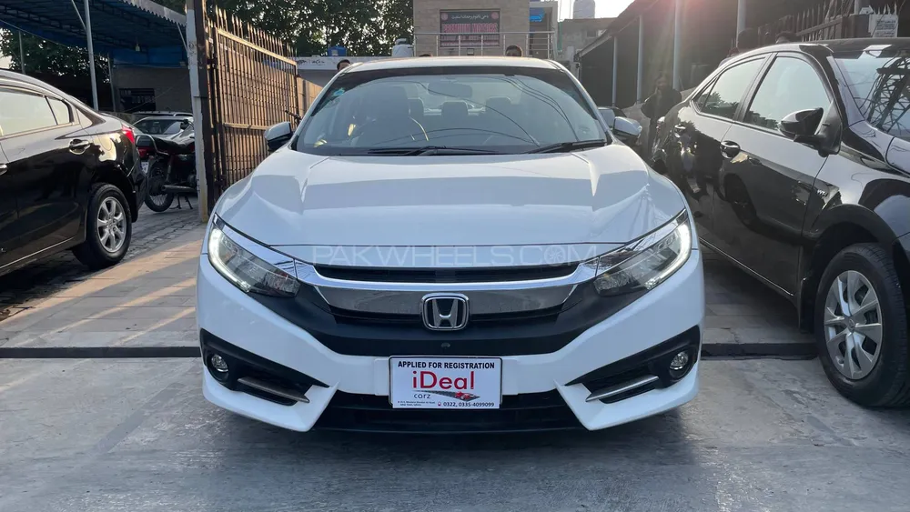 Honda Civic 2020 for Sale in Lahore Image-1