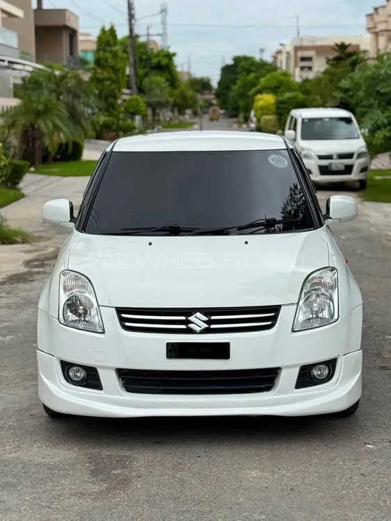 سوزوکی سوئفٹ 2015 for Sale in گجرانوالہ Image-1