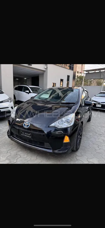 Toyota Aqua 2013 for Sale in Karachi Image-1
