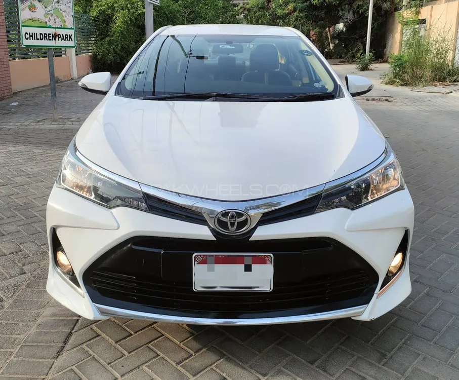 Toyota Corolla 2021 for Sale in Karachi Image-1