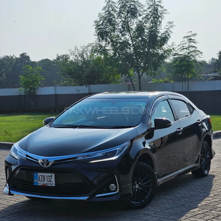Toyota Corolla 2021 for Sale in Lahore Image-1