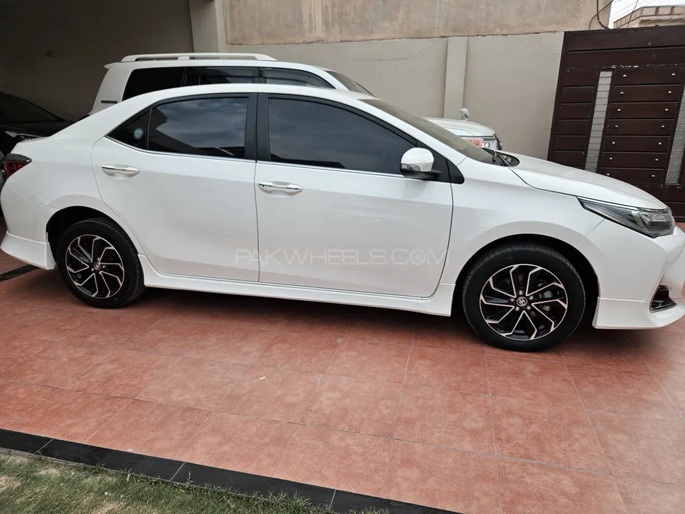 Toyota Corolla 2023 for Sale in Multan Image-1