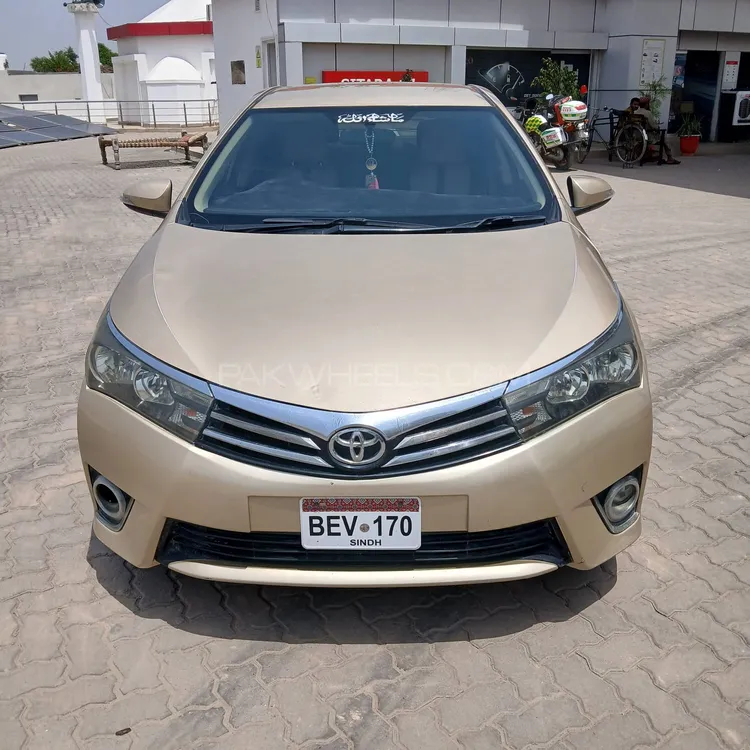 Toyota Corolla 2015 for Sale in Vehari Image-1