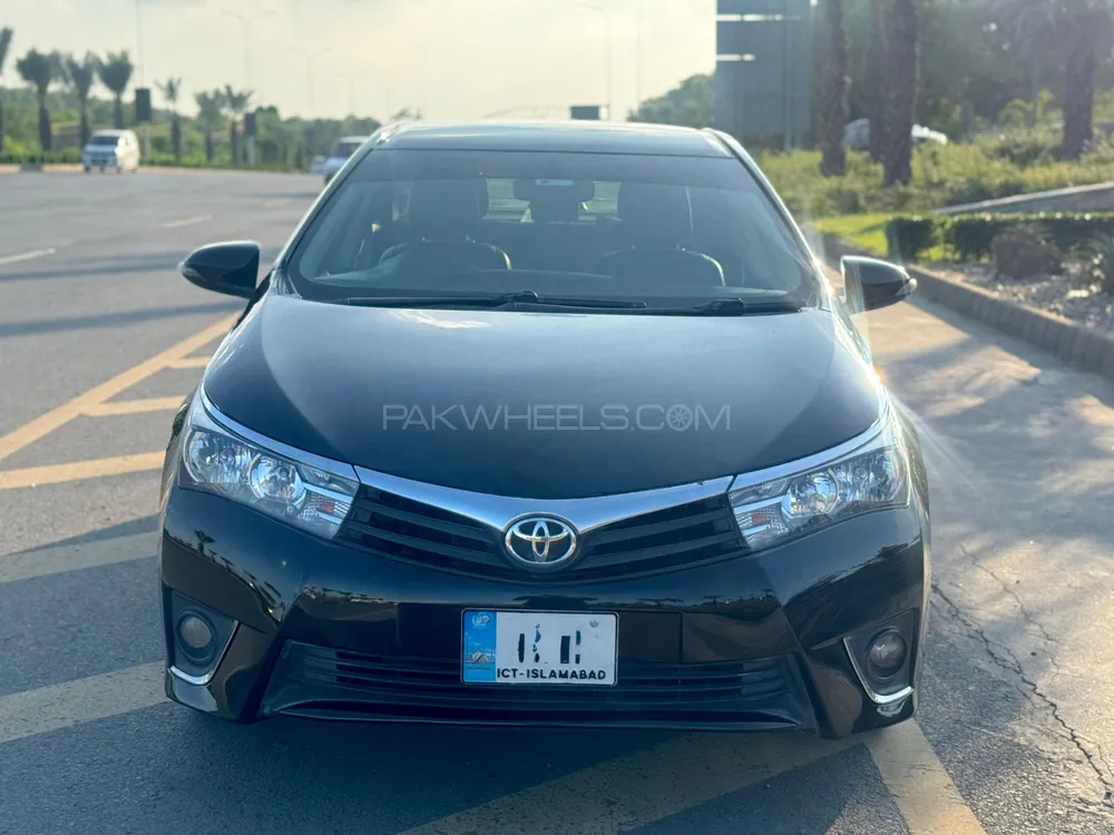 Toyota Corolla 2015 for Sale in Islamabad Image-1