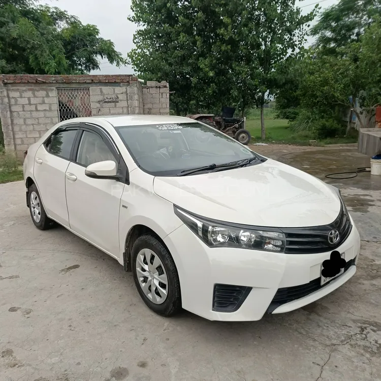 Toyota Corolla 2015 for Sale in Sialkot Image-1