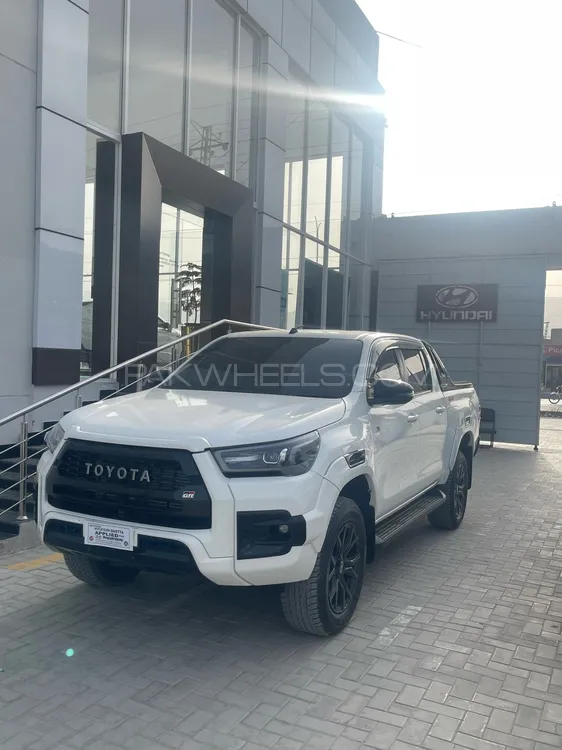 Toyota Hilux 2024 for Sale in Quetta Image-1
