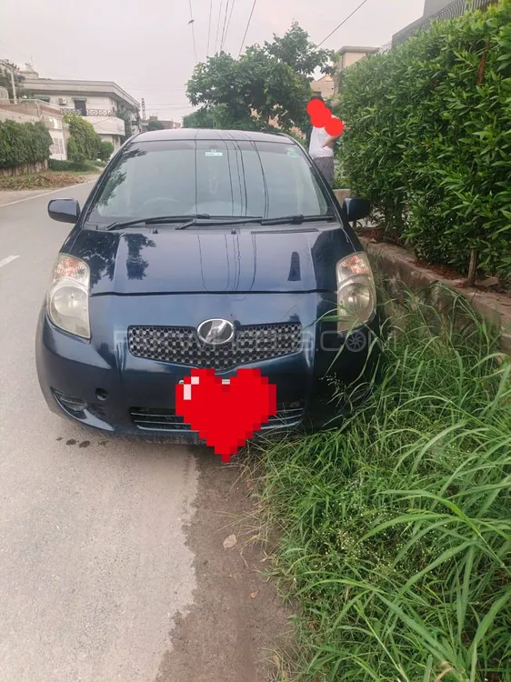 Toyota Vitz 2006 for Sale in Faisalabad Image-1