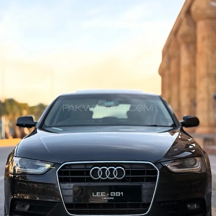 Audi A4 2013 for Sale in Peshawar Image-1