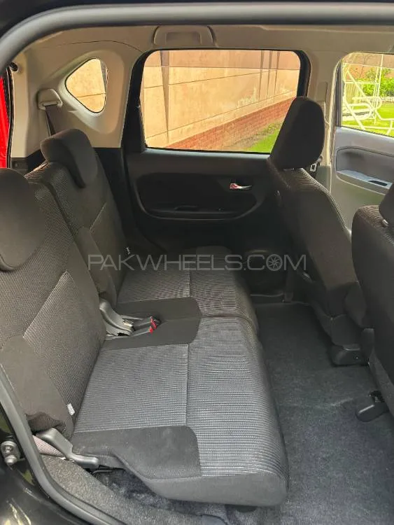 Daihatsu Move 2023 for Sale in Lahore Daihatsu Move 2023 for Sale in Lahore Image-9