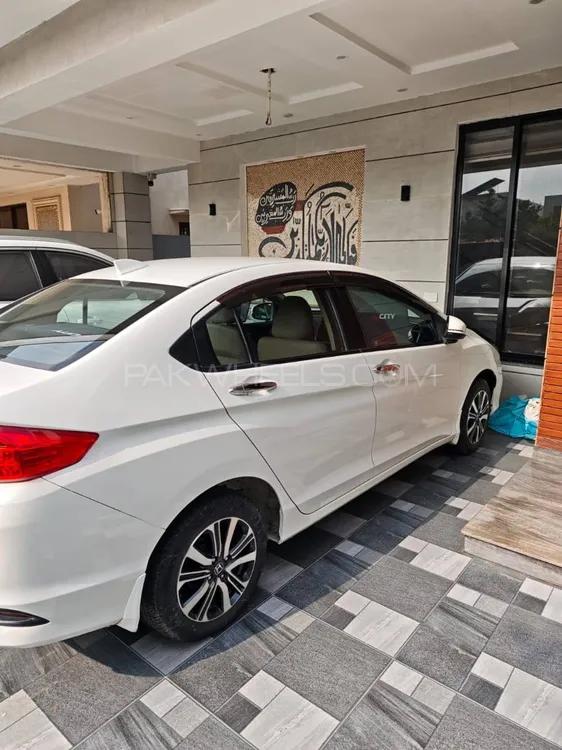 Honda City 2023 for Sale in Lahore Image-1