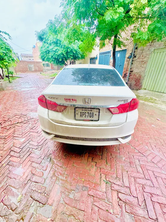 Honda City 2023 for Sale in Lahore Image-1