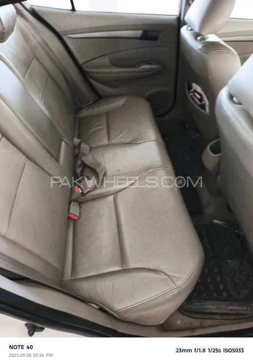 Honda City 2015 for Sale in Peshawar Honda City 2015 for Sale in Peshawar Image-12