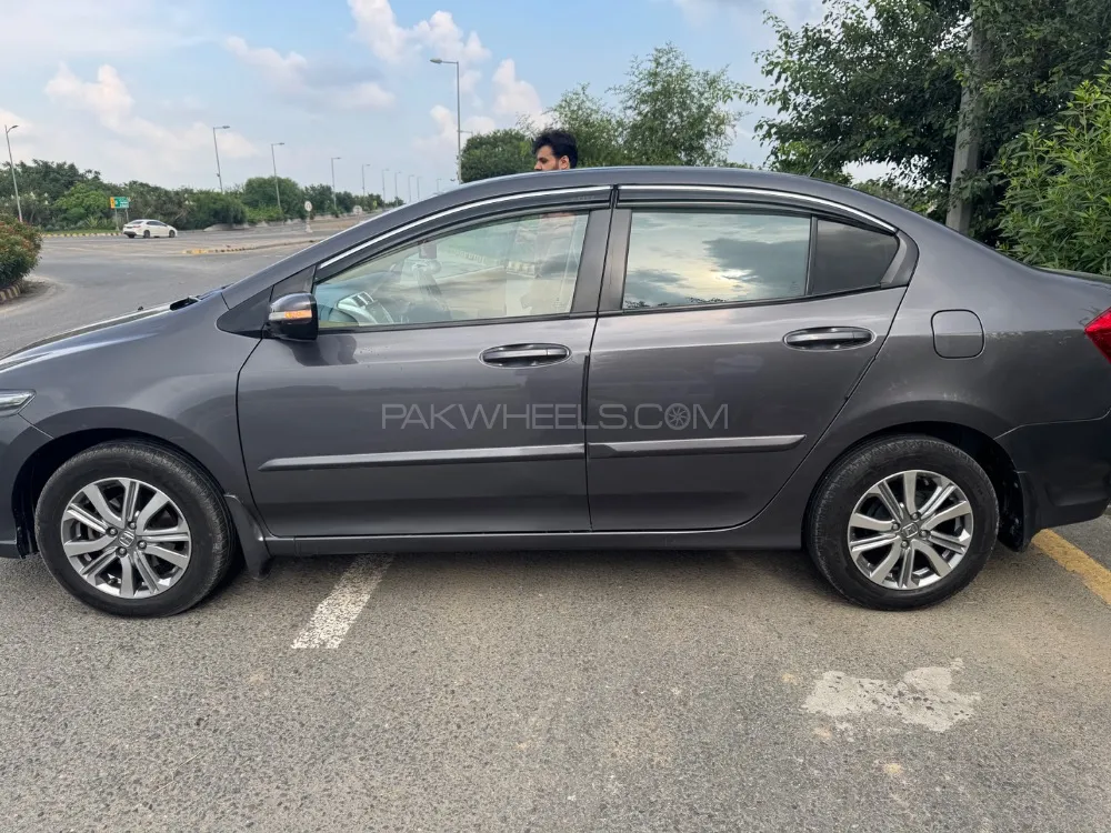 Honda City 2020 for Sale in Lahore Image-1