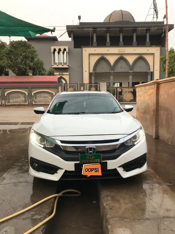 Honda Civic 2016 for Sale in Faisalabad Image-1