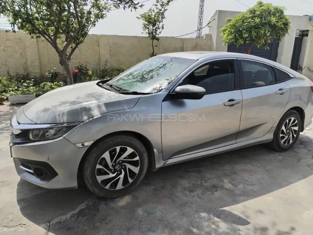 Honda Civic 2018 for Sale in Islamabad Image-1