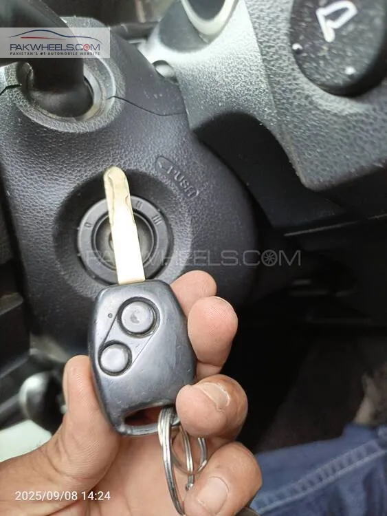 Honda Fit 2011 for Sale in Islamabad Honda Fit 2011 for Sale in Islamabad Image-13