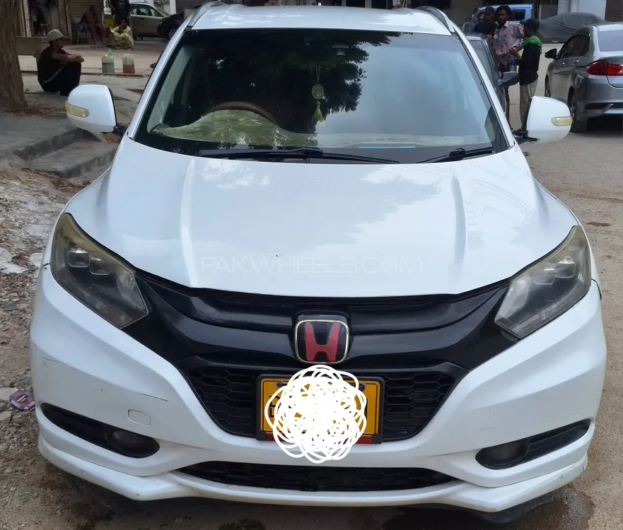 Honda Vezel 2014 for Sale in Karachi Image-1