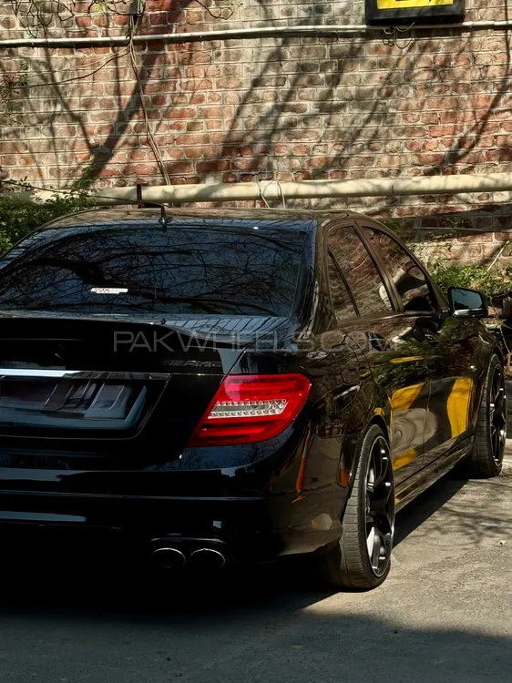 Mercedes Benz C Class 2009 for Sale in Lahore Image-1