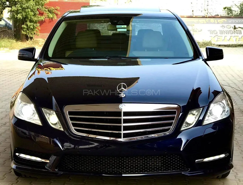 مرسڈیز بینز ای کلاس اسٹیٹ 2011 for Sale in اسلام آباد Image-1