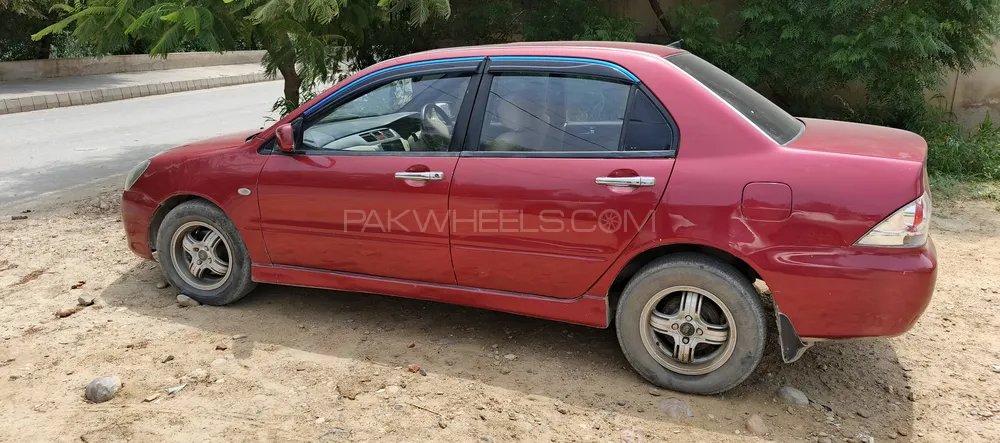 مٹسوبیشی لینسر 2005 for Sale in کراچی مٹسوبیشی لینسر 2005 for Sale in کراچی Image-15
