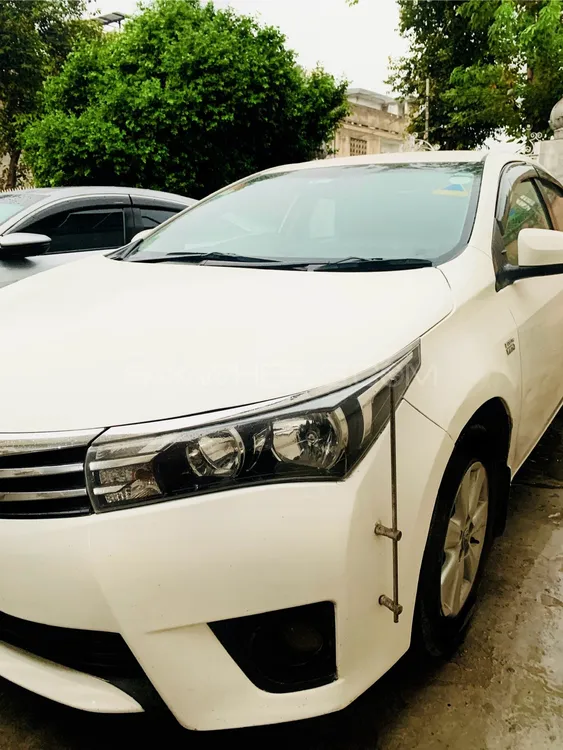 Toyota Corolla 2017 for Sale in Faisalabad Image-1