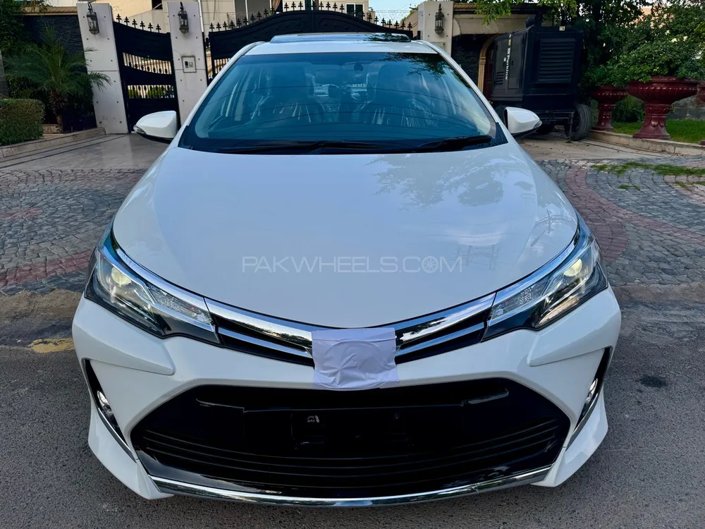 Toyota Corolla 2024 for Sale in Peshawar Image-1