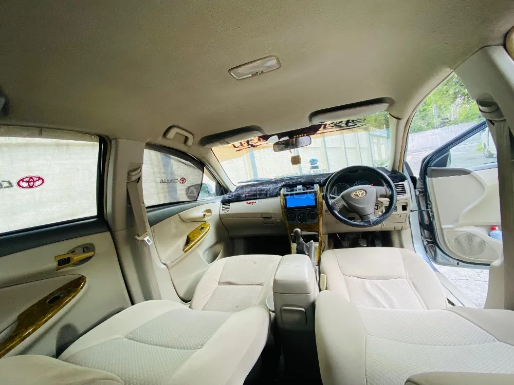 Toyota Corolla 2010 for Sale in Islamabad Image-1