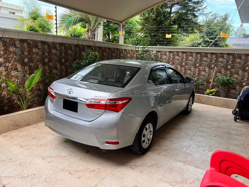 Toyota Corolla 2014 for Sale in Lahore Image-1