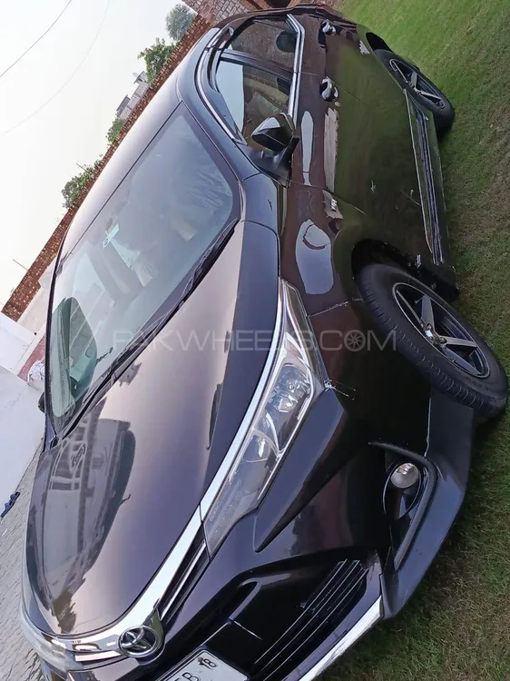 Toyota Corolla 2018 for Sale in Okara Image-1