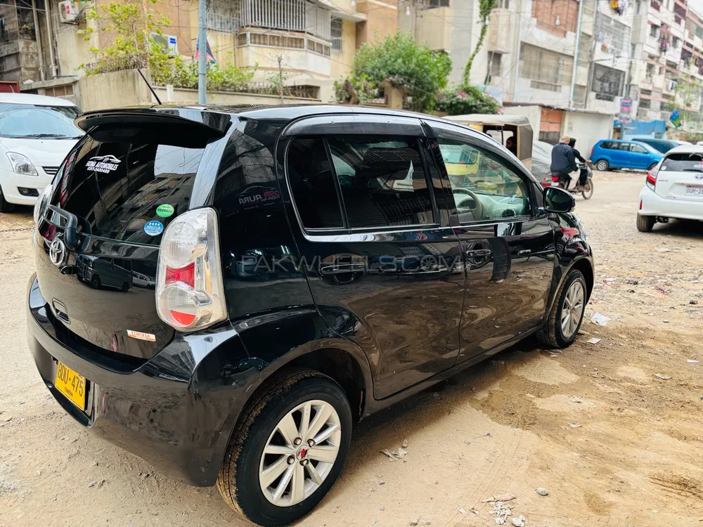 Toyota Passo 2011 for Sale in Karachi Image-1