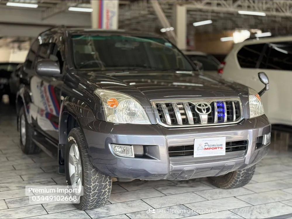 Toyota Prado 2004 for Sale in Peshawar Image-1