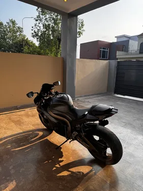 Suzuki GSX-R1000 2010