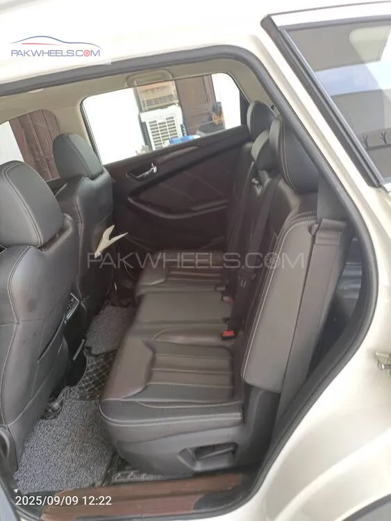 DFSK Glory 580 2021 for Sale in Lahore DFSK Glory 580 2021 for Sale in Lahore Image-12