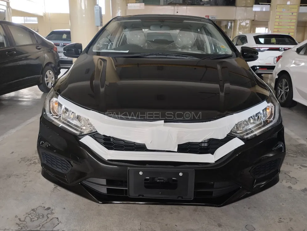 Honda City 2025 for Sale in Lahore Image-1