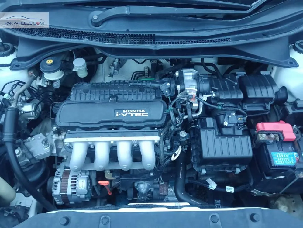 Honda City 2015 for Sale in Peshawar Honda City 2015 for Sale in Peshawar Image-8