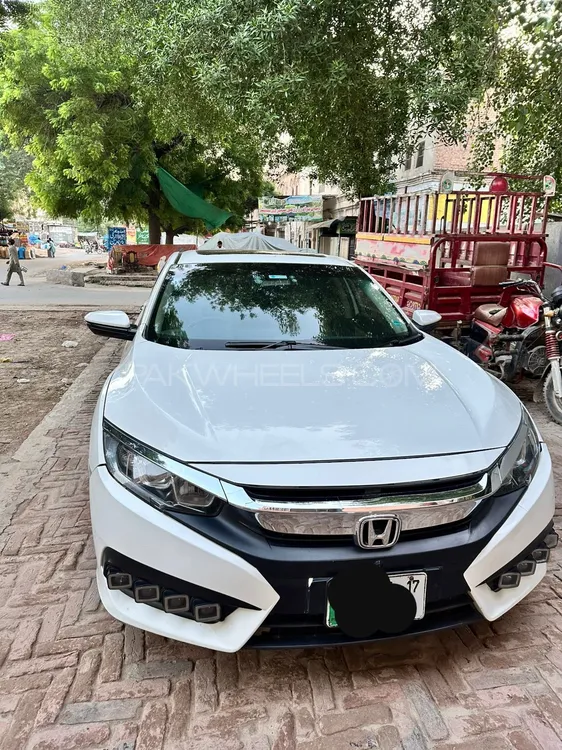Honda Civic 2017 for Sale in Faisalabad Image-1