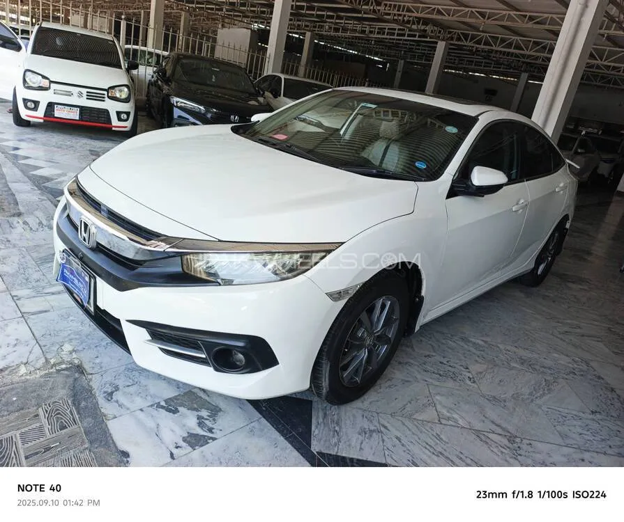 Honda Civic 2018 for Sale in Peshawar Honda Civic 2018 for Sale in Peshawar Image-3