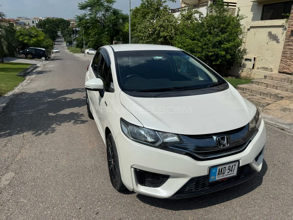 Honda Fit 2014 for Sale in Islamabad Image-1