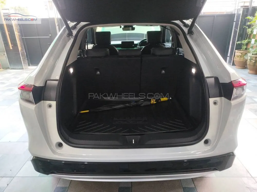Honda Vezel 2021 for Sale in Lahore Honda Vezel 2021 for Sale in Lahore Image-8