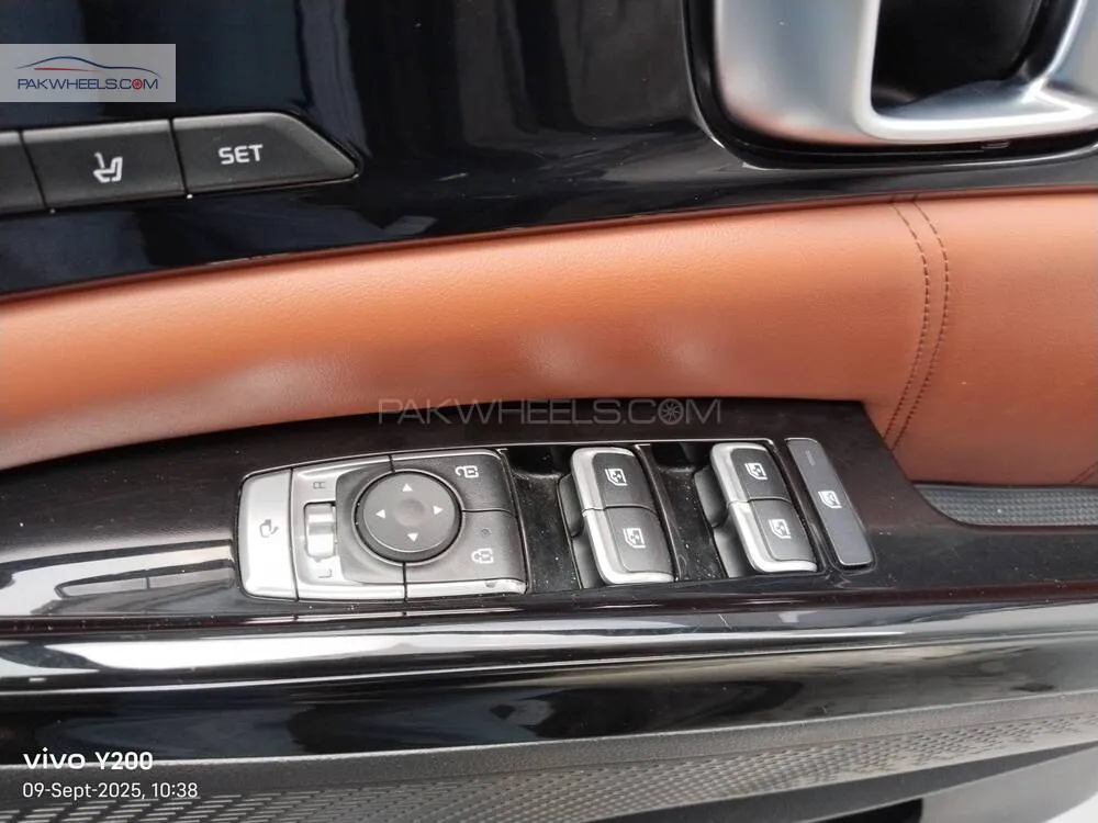 KIA Carnival 2021 for Sale in Lahore KIA Carnival 2021 for Sale in Lahore Image-12