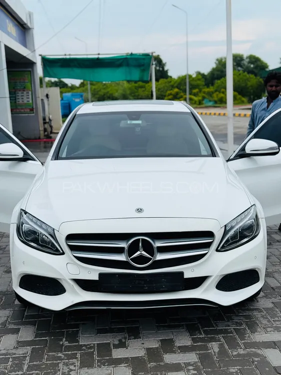 Mercedes Benz C Class 2018 for Sale in Islamabad Image-1