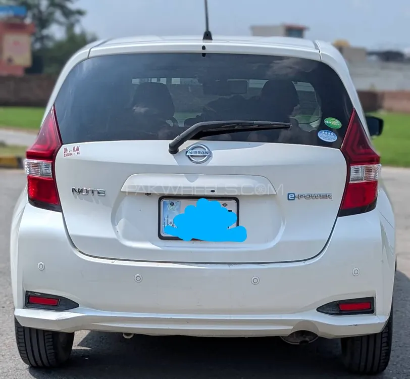 Nissan Note 2017 for Sale in Gujranwala Image-1