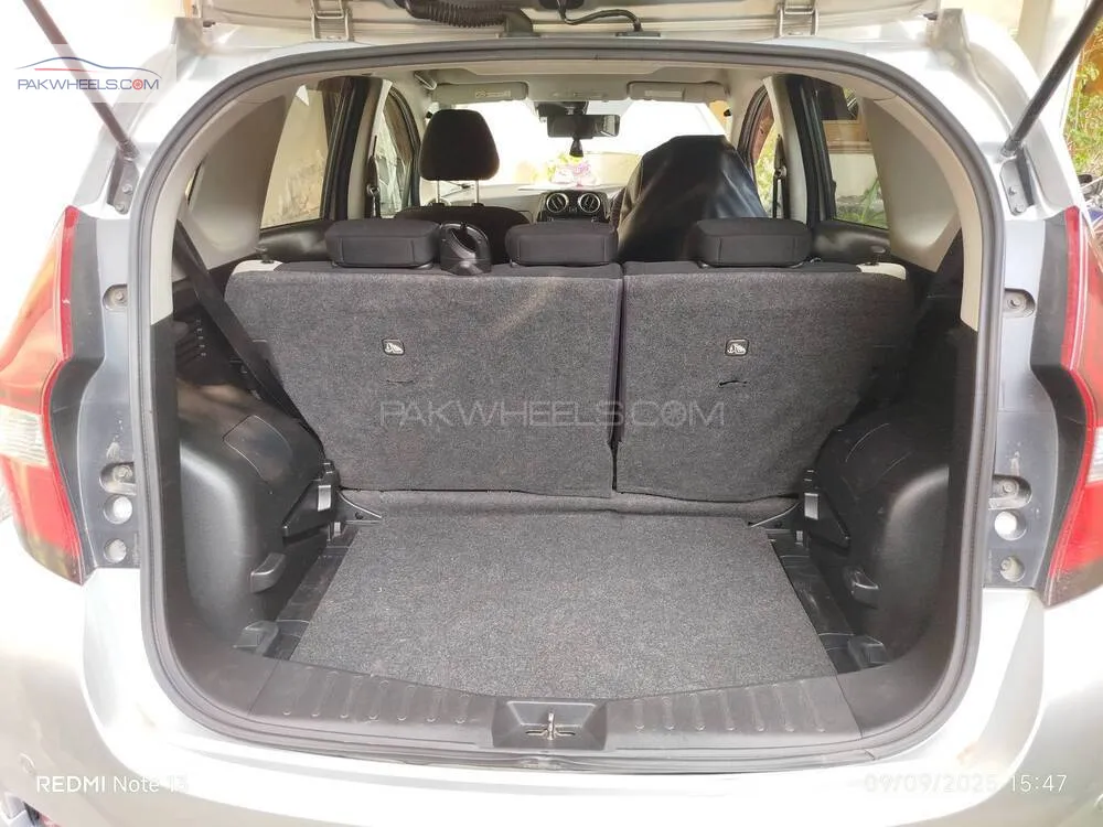 Nissan Note 2018 for Sale in Faisalabad Nissan Note 2018 for Sale in Faisalabad Image-8