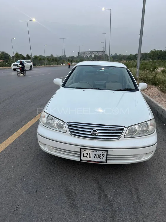 Nissan Sunny 2005 for Sale in Islamabad Image-1
